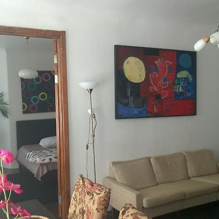 Cheap And Chic Appartement Riga Buitenkant foto